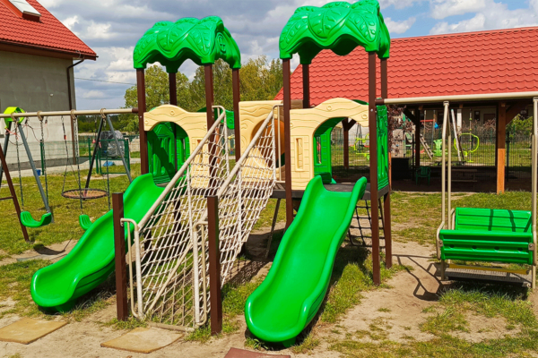 Plac zabaw przedszkolny 04