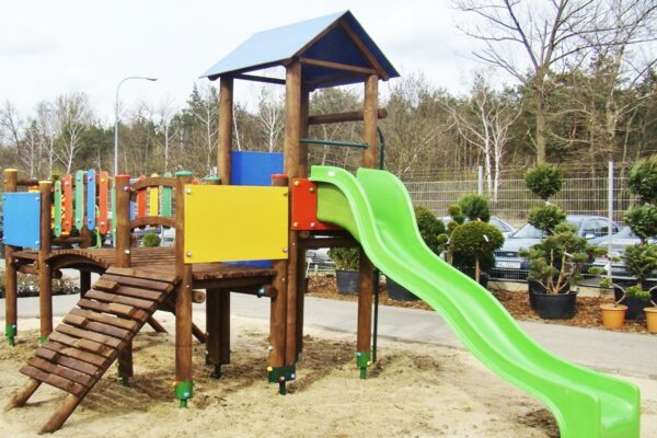 Plac zabaw drewniany nr 3